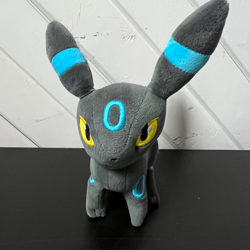 Eeveeloution Plush Blue Umbreon Pokémon Center Limited Edition Collection